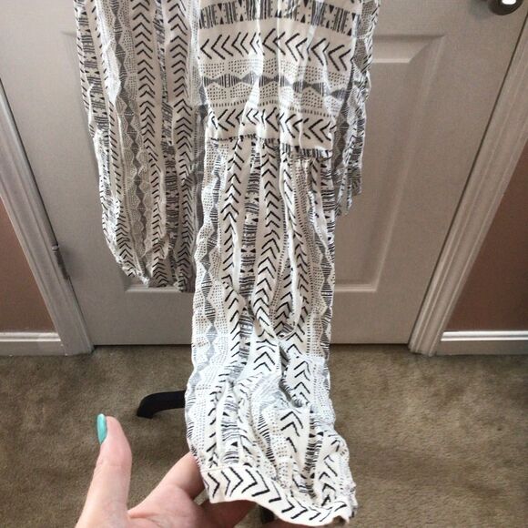 Women’s Loft Geometric Print Peasant Top Size‎ Large - Picture 3 of 8